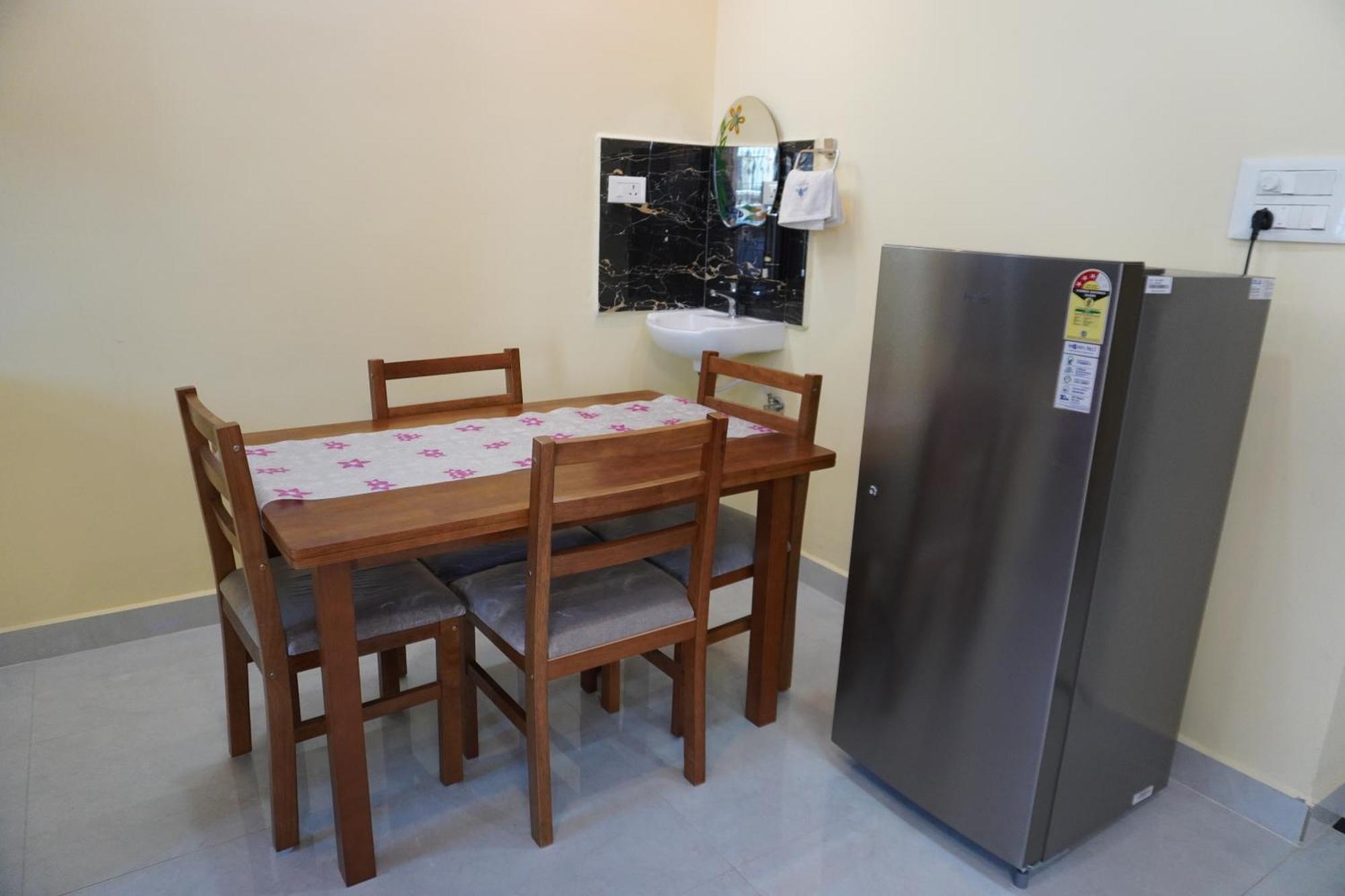 Tirumala Premium Home Stay تيروباتي المظهر الخارجي الصورة