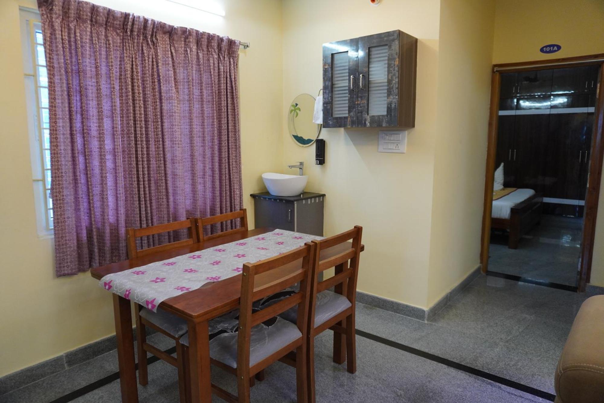 Tirumala Premium Home Stay تيروباتي المظهر الخارجي الصورة